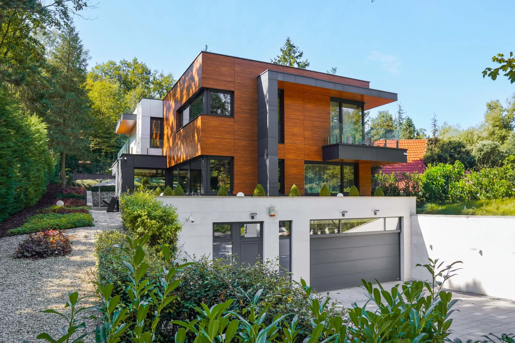 Modern villa az Üdülő utcában – 1. kép