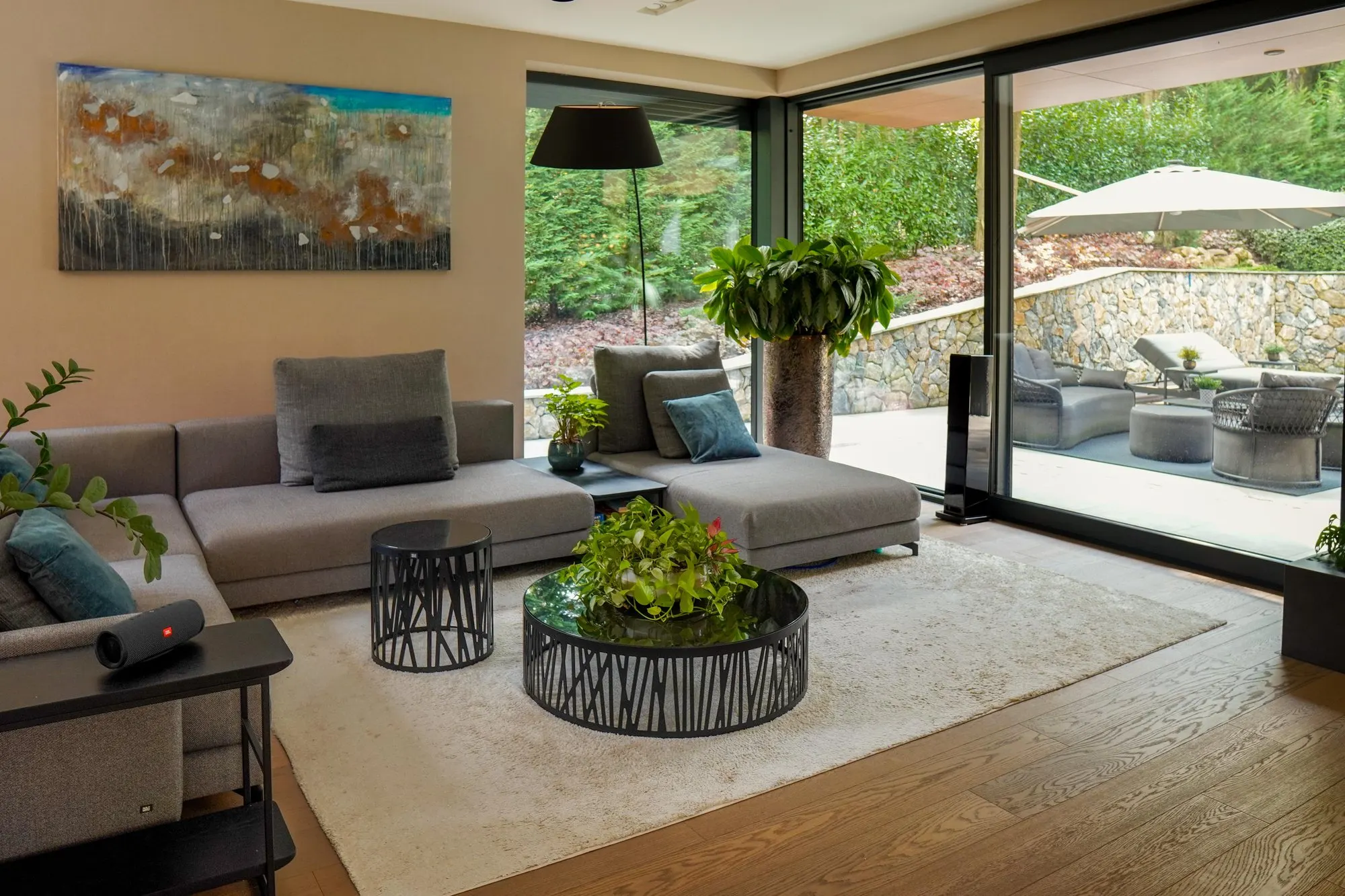 Modern villa az Üdülő utcában – 2. kép
