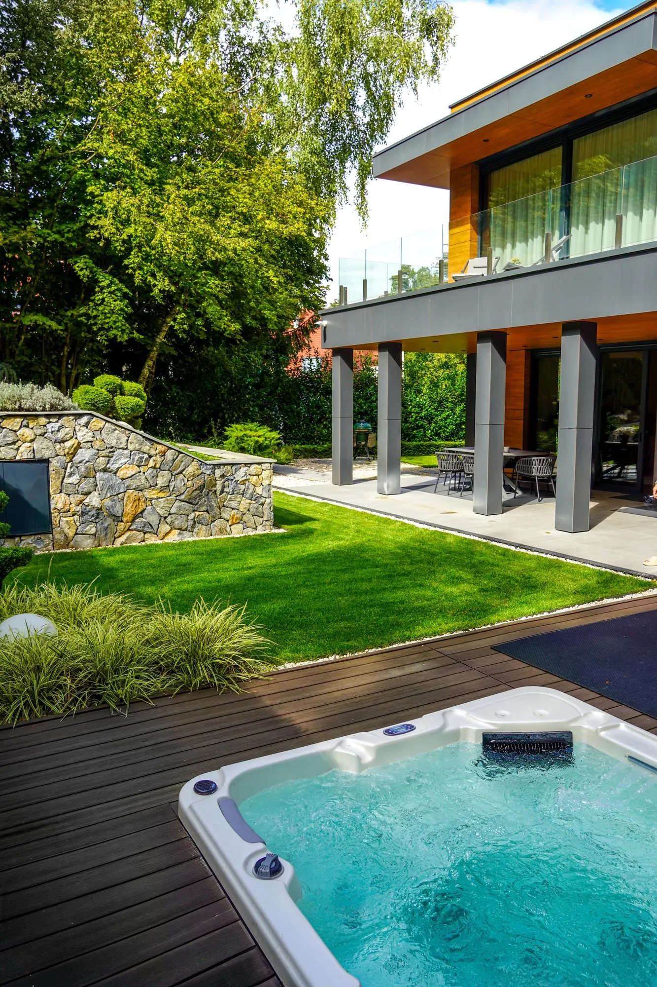 Modern villa az Üdülő utcában – 6. kép